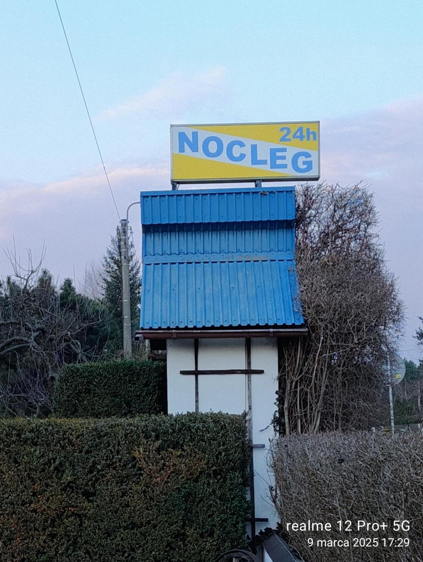 Uslugi Noclegowe I Gastronomiczne Dla Ludnosci Robert Mielcarek Kobyla Góra Exteriör bild